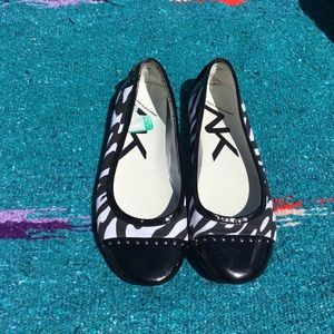 Anne Klein Sport flats in a fun Zebra Print 🦓